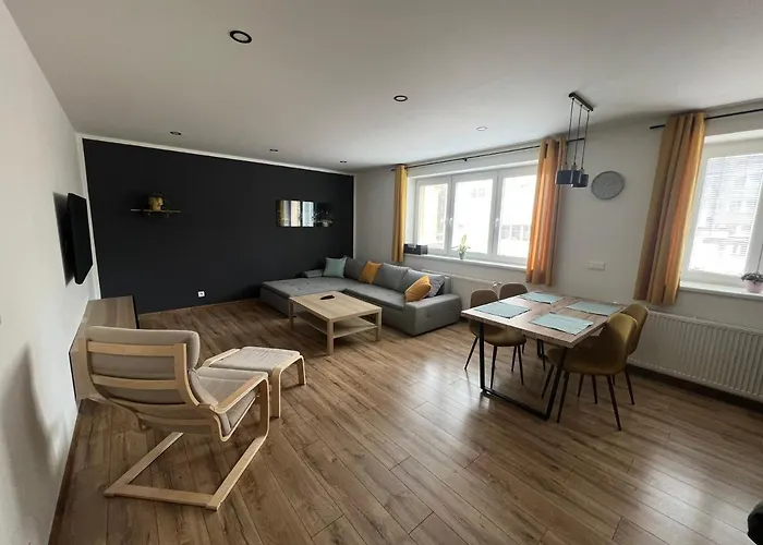 Lejlighed Priestranny S Parkovanim Blizko Centra *